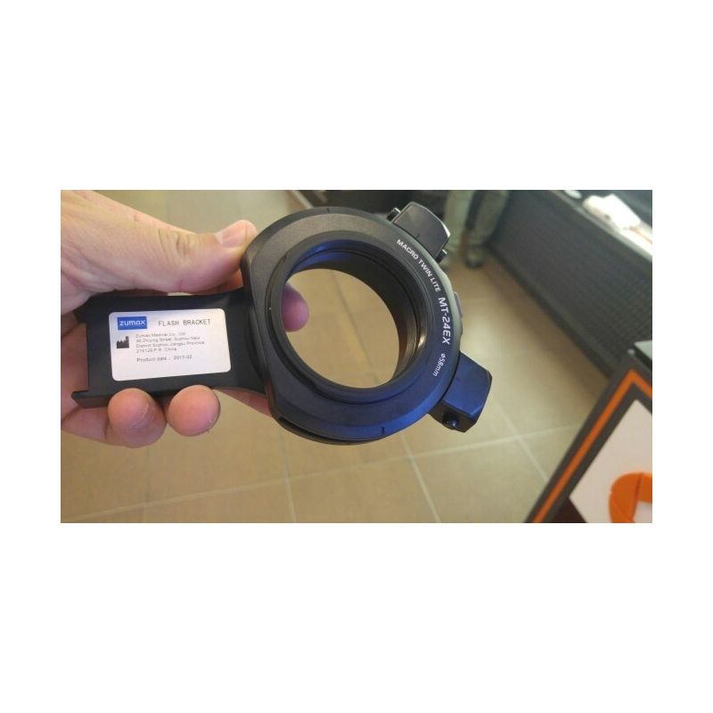 Suport pentru sistem de blitz circular